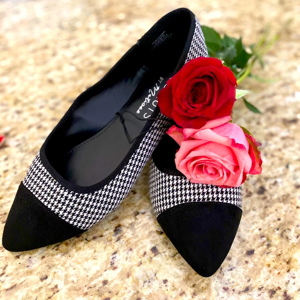 Coconuts by Matisse flats